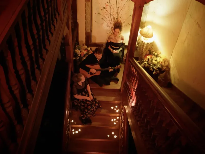 Musiciens filmés pour le clip Aalto